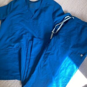 Figs Vibrant Blue Women’s set